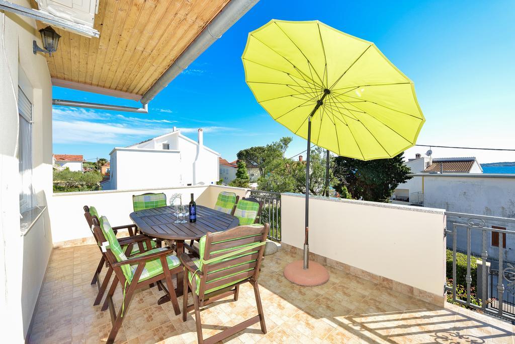 Apartments Duje Бибине Екстериор снимка
